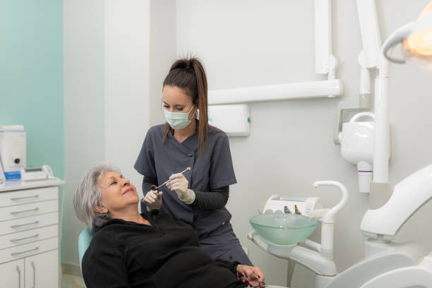 Best Walk-In Emergency Dentist in Poplar Cotton Center, CA